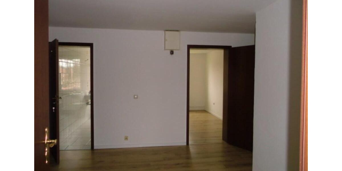 Etagenwohnung Neu Kaliß - 3 Zimmer, 87 m&sup2;, 391&euro; | Angebot:25438858