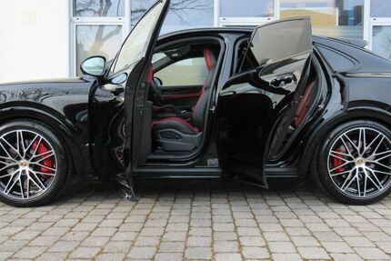 Porsche Cayenne 8.000 km 147.950 &euro; Gauting bei Starnberg 82131