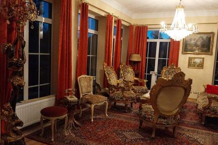 Haus München Moosach - 8 Zimmer, 343 m&sup2;, 900.000&euro; | Angebot:26346342