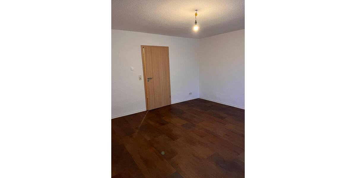 Erdgeschoßwohnung Eilenburg - 1 Zimmer, 37 m&sup2;, 280&euro; | Angebot:24941009