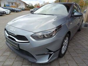 Kia Ceed SW / ceed SW CEED SW 1.5T AUTOMATIK VISION |K 24.185 km 23.490 € Höhenkirchen-Siegertsbrun 85635