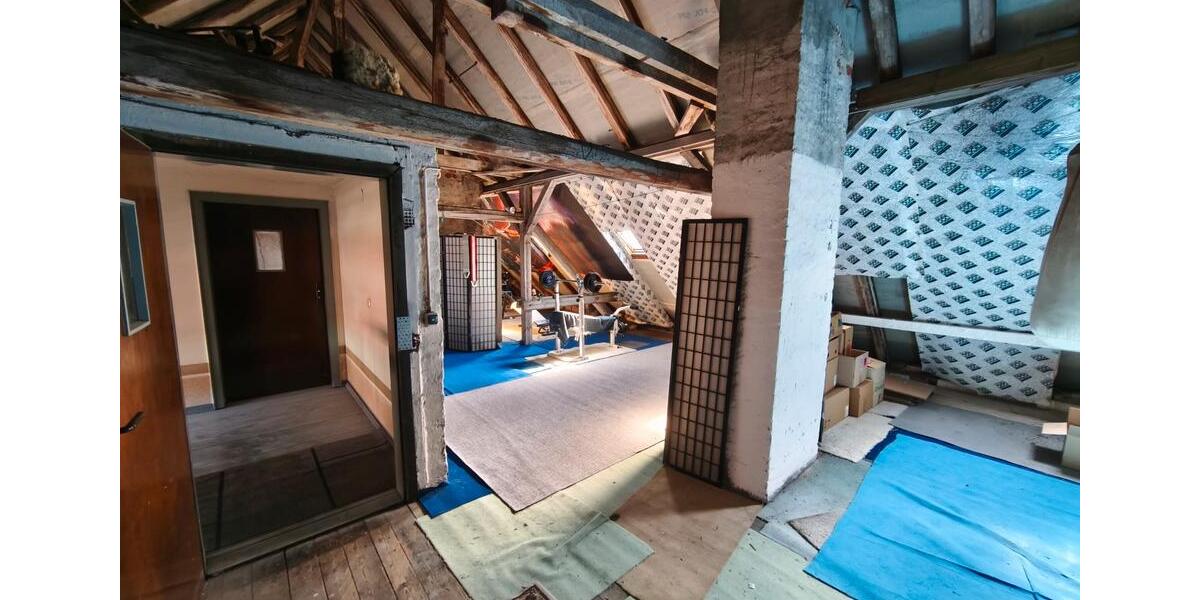 Etagenwohnung Sangerhausen - 1 Zimmer, 61 m&sup2;, 500&euro; | Angebot:26192473