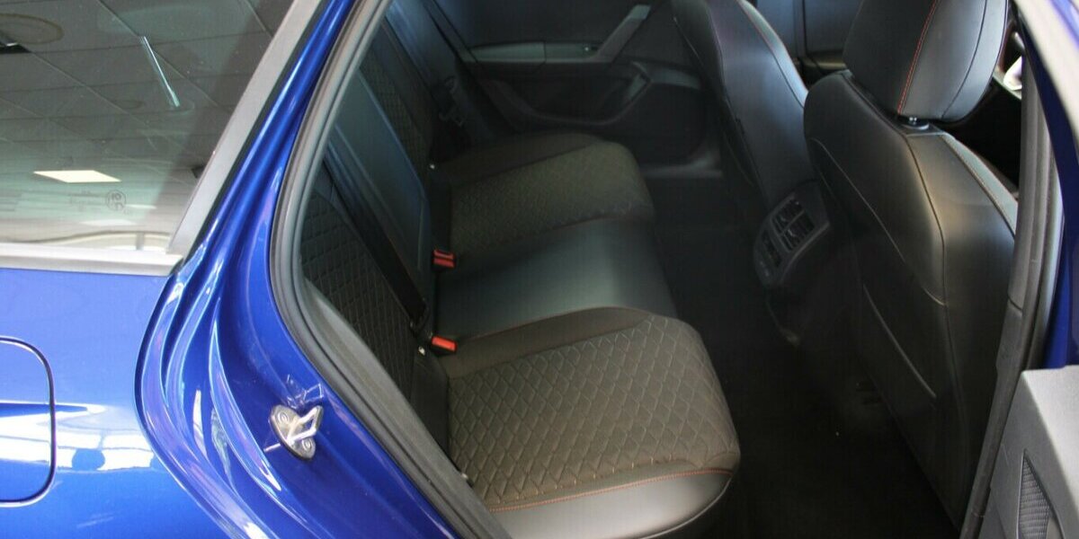 Seat Leon Sportstourer 1.5 TSI ACT OPF FR 71.383 km 17.980 &euro; Euskirchen 53881