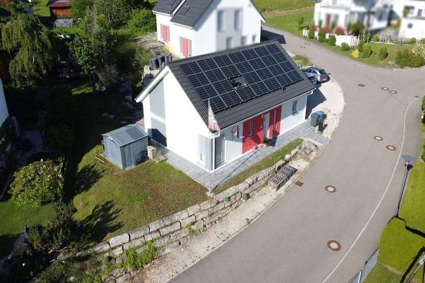 Haus zum Kaufen in Burladingen 389.000 € 97.26 m²