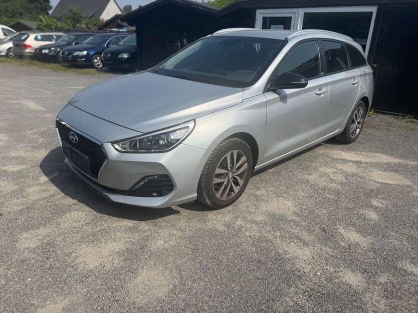i30