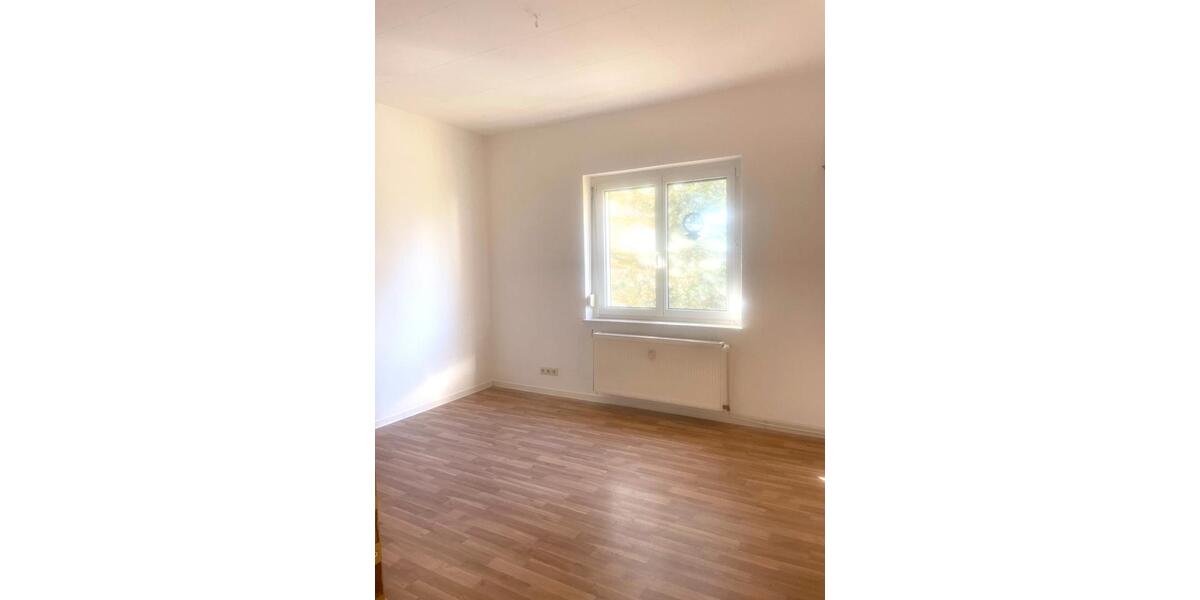 Doppelhaushälfte Halle (Saale) Dölau - 4.5 Zimmer, 145 m&sup2;, 1.600&euro; | Angebot:26141943