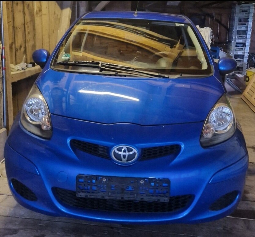 Toyota Aygo 98.770 km 3.000 € Albstadt 72458