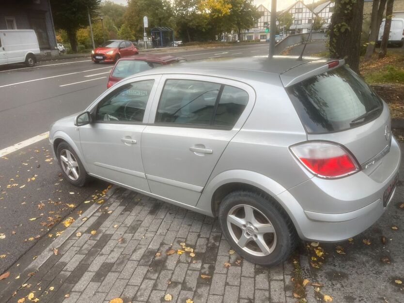 Opel Astra 221.500 km 1.200 € Netphen 57250