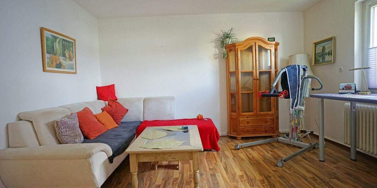 Doppelhaushälfte Kaufungen / Oberkaufungen Oberkaufungen - 7 Zimmer, 202 m&sup2;, 280.000&euro; | Angebot:25727964