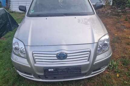 Toyota Avensis 292.120 km 1.600 &euro; Grabow 19300
