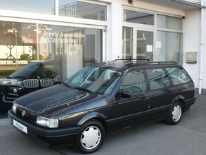 VW Passat GL VARIANT B3 NASENBÄR 1,8RP SHD 1.HD 211.876 km 4.985 &euro; Dossenheim 69221