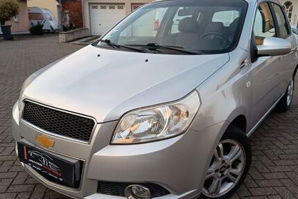 Chevrolet Aveo 156.000 km 1.999 € Niederzier 52382