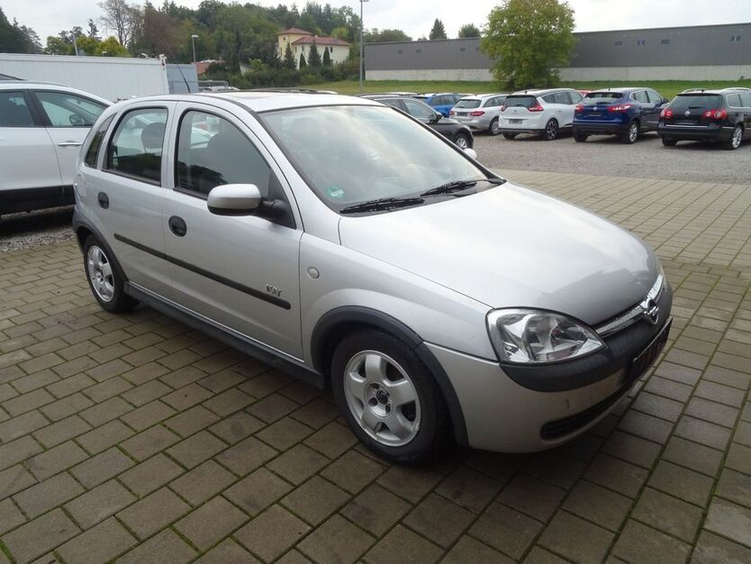 Opel Corsa 150.000 km 2.990 € Horb-Mühringen 72160