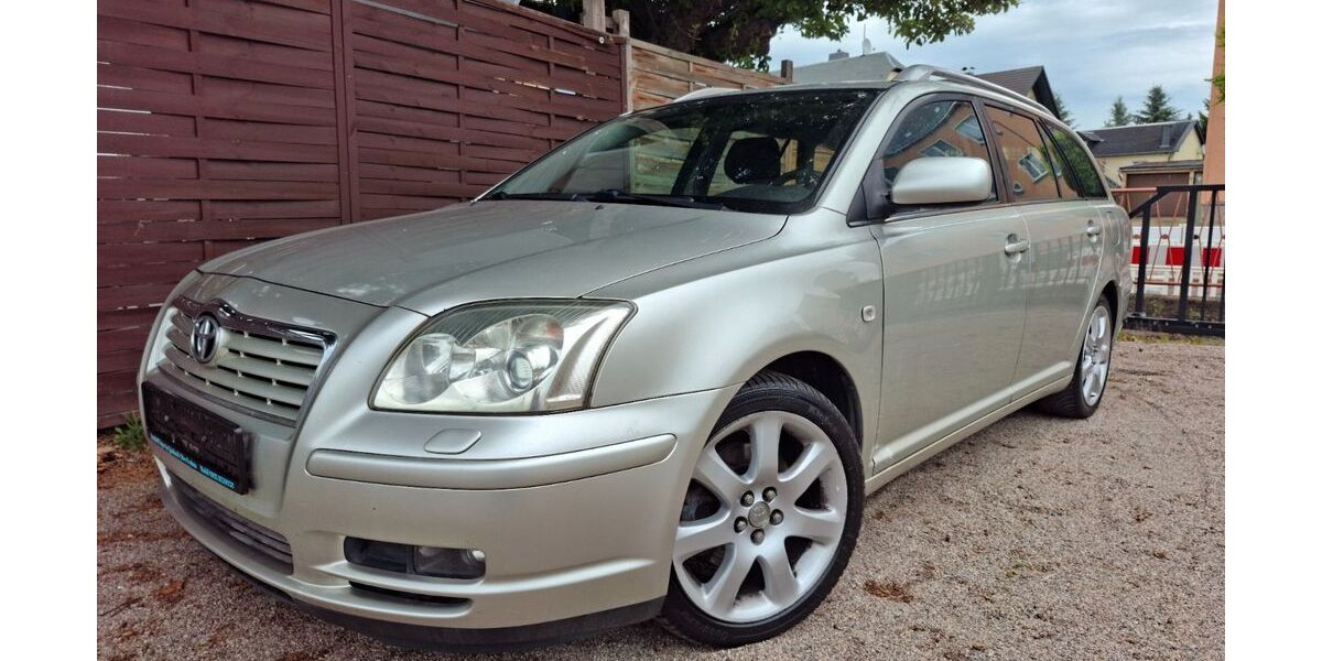 Toyota Avensis 179.077 km 2.950 &euro; Limbach-Oberfrohna 09212