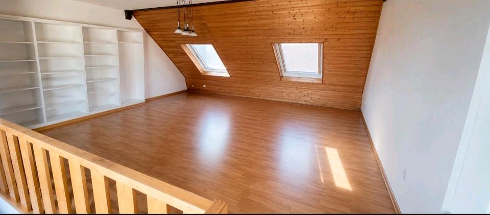 Reihenhaus Leverkusen Schlebusch - 5 Zimmer, 140 m&sup2;, 460.000&euro; | Angebot:27285829