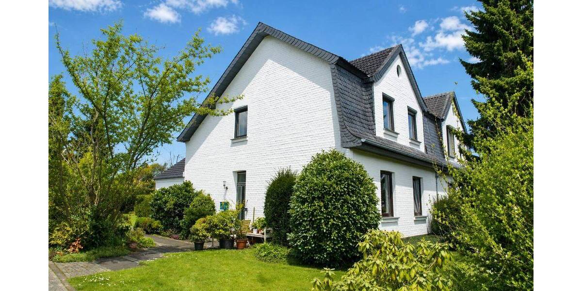 Mehrfamilienhaus, Wohnhaus Krefeld / Verberg Verberg - 5 Zimmer, 146 m&sup2;, 425.000&euro; | Angebot:26840903