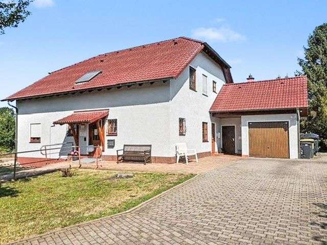 Einfamilienhaus Forst - 10 Zimmer, 100 m&sup2;, 469.000&euro; | Angebot:27446767