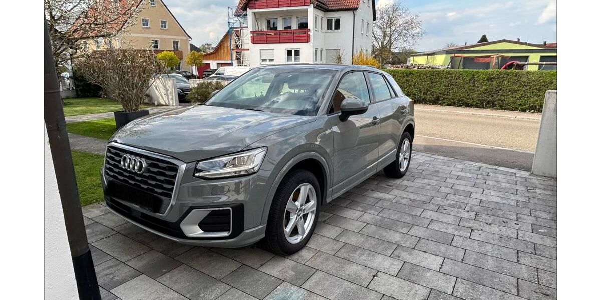 Audi Q2 78.000 km 18.500 &euro; Dürrwangen 91602