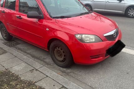 Mazda 2 240.000 km 750 € München 81829