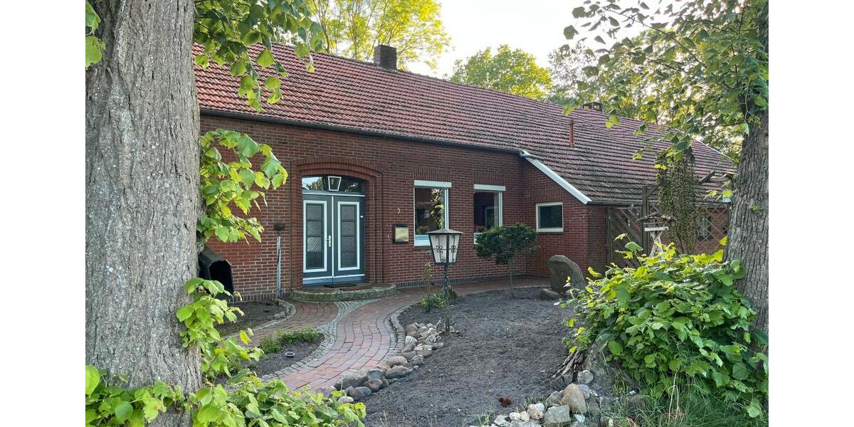 Bauernhaus, Landhaus Apen - 7 Zimmer, 146 m&sup2;, 490.000&euro; | Angebot:26942164