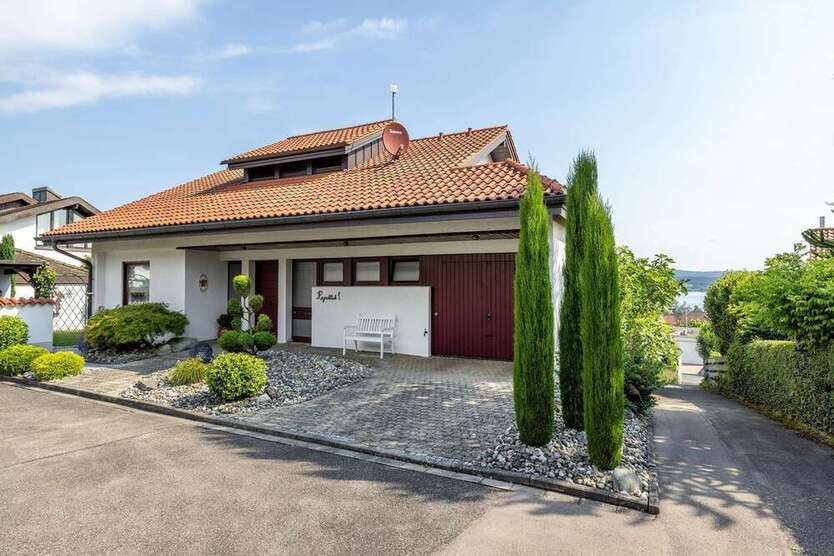 Haus zum Kaufen in Gaienhofen 1.490.000 € 192 m²
