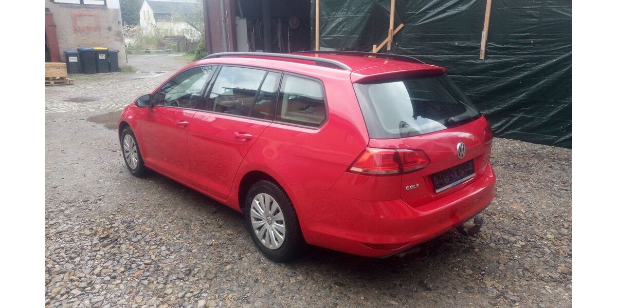VW Golf 313.000 km 5.200 &euro; Mühlau 09241