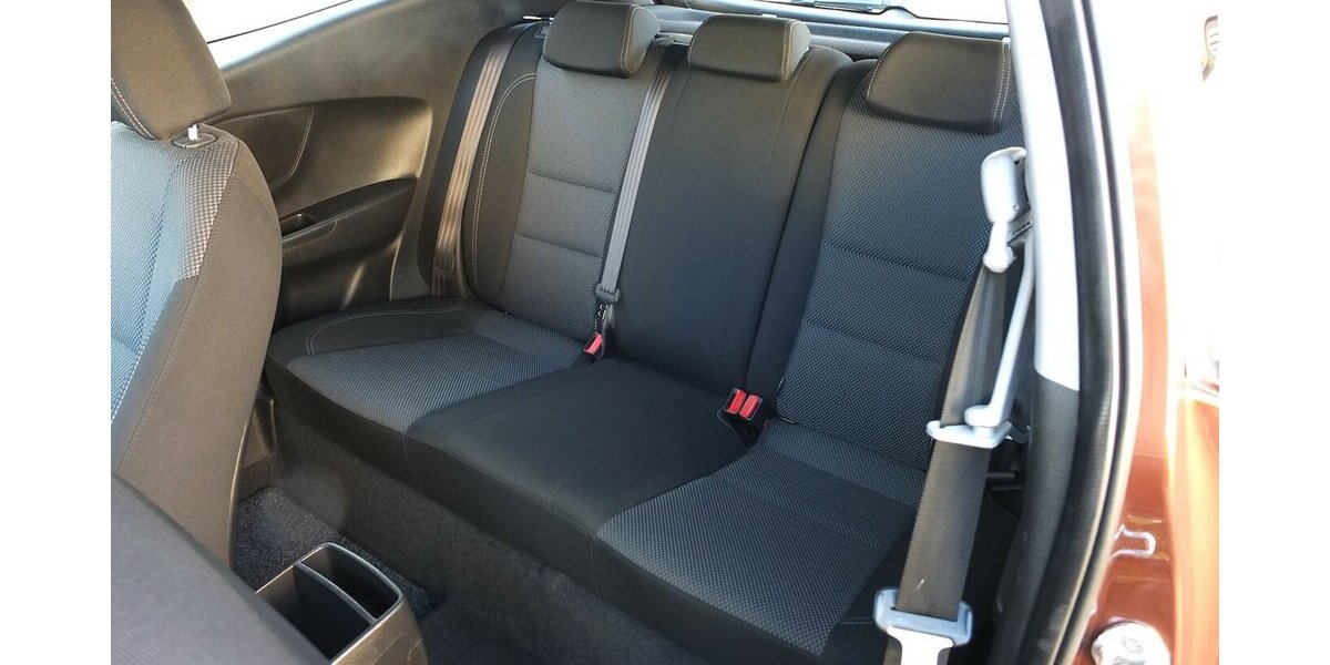 Hyundai i30 KLIMAAUTOMATIK SPORT LMF/BREITREIFEN 117.877 km 6.998 &euro; Köln 50858