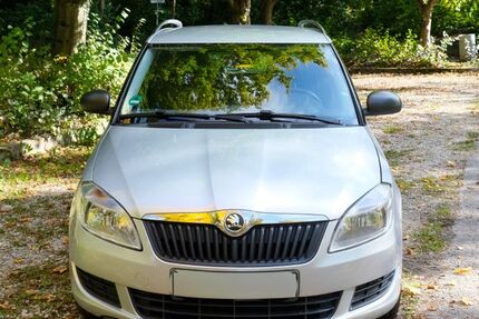 Skoda Fabia 196.371 km 2.500 € München 80995