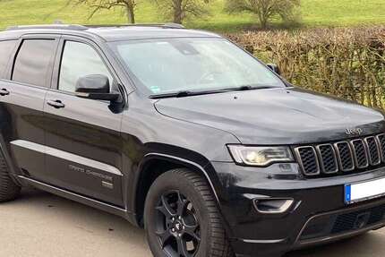 Jeep Grand Cherokee 180.000 km 16.900 € Aachen 52076