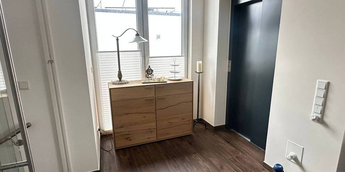Extravagantes Maisonette-Penthouse mit zusätzl. Erdgeschosswohnung in Top Lage 5 zimmer