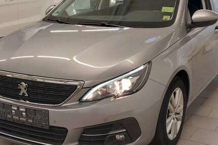 Peugeot 308 119.000 km 12.700 &euro; Frankfurt 65933