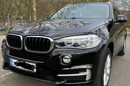 BMW X5 148.000 km 22.400 &euro; Essen 45309
