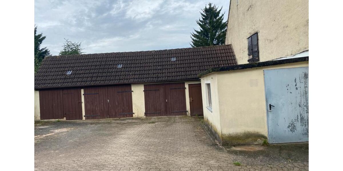 Bauernhaus, Landhaus Auhausen Dornstadt - 9 Zimmer, 200 m&sup2;, 230.000&euro; | Angebot:26977066
