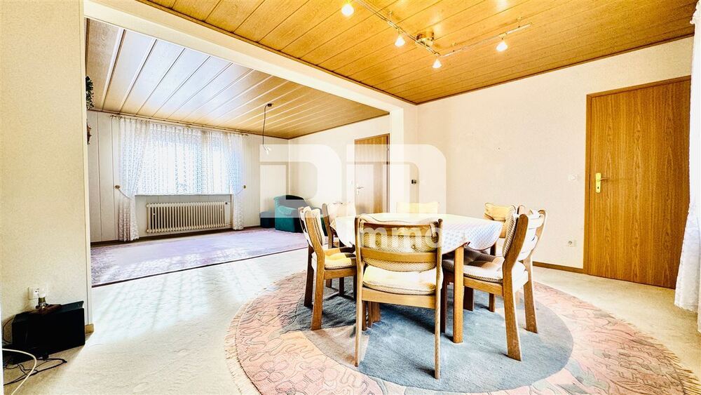 Solide Doppelhaushälfte mit viel Potenzial, Wintergarten und schönem Garten in beliebter Lage - Doppelhaushälfte Fuldabrück | Angebot:27302786