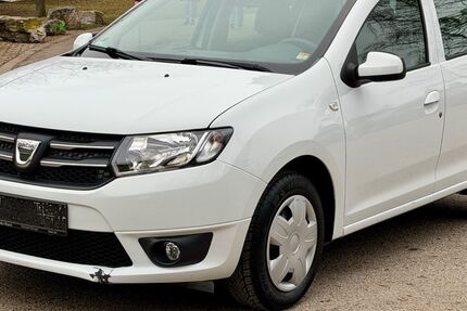 Dacia Sandero 78.000 km 3.280 &euro; Stuttgart 70469
