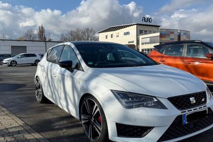 Seat Leon 82.000 km 18.300 &euro; Braunschweig 38120