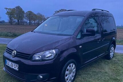 VW Caddy 135.000 km 7.300 &euro; Kevelaer 47623
