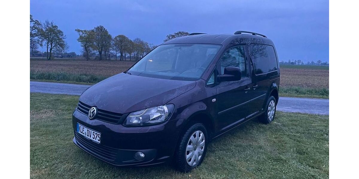 VW Caddy 135.000 km 7.300 &euro; Kevelaer 47623