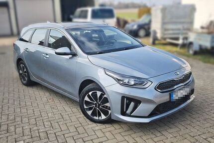 Kia ceed Sportswagon 74.500 km 17.700 &euro; Salzgitter 38229