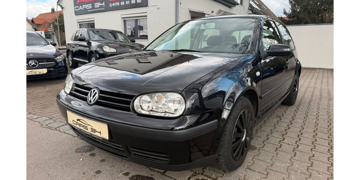 VW Golf 124.000 km 2.990 &euro; KÖNIGSBRUNN 86343