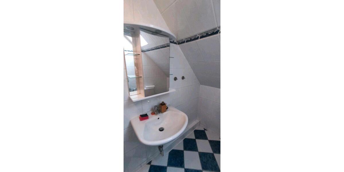 Dachgeschoßwohnung Flensburg Altstadt - 2 Zimmer, 84 m&sup2;, 950&euro; | Angebot:26316148