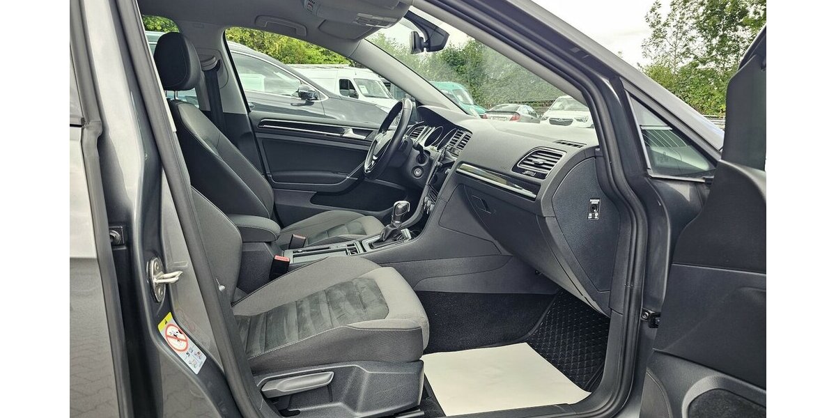 VW Golf 1.5 TSI R-Line NAVI ACC LED ALCANTARA 102.800 km 17.990 &euro; Löhne 32584