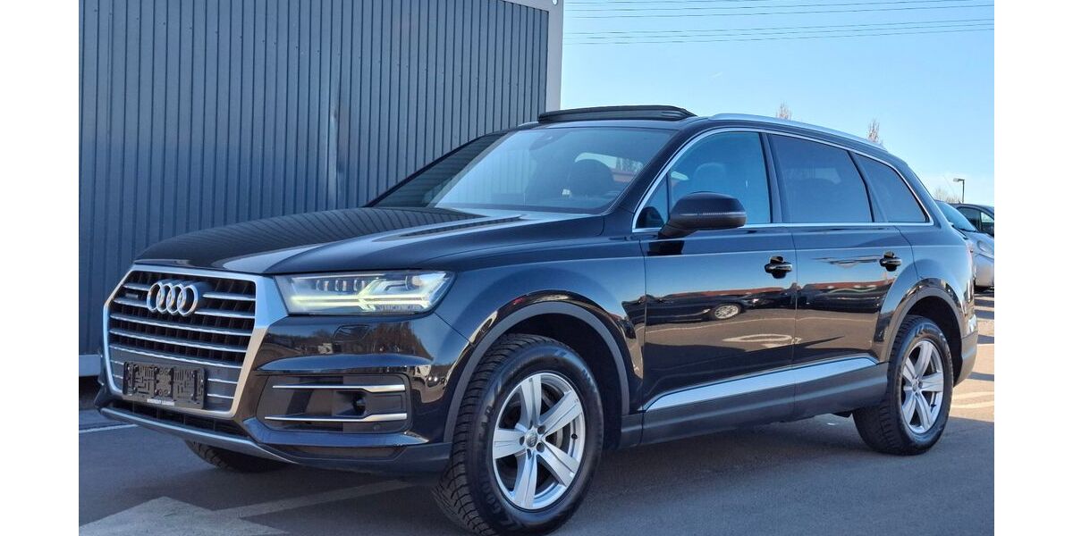 Audi Q7 282.000 km 19.990 &euro; Berlin 15831