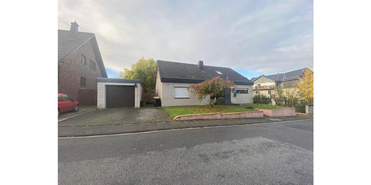Einfamilienhaus Mechernich - 7 Zimmer, 244 m&sup2;, 549.000&euro; | Angebot:26233248