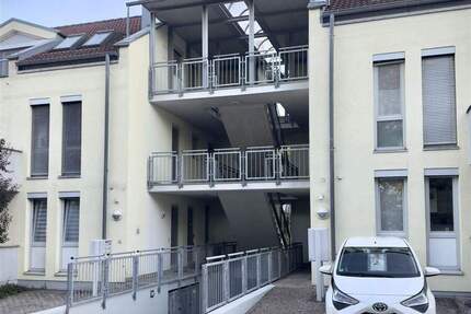 Charmante 1,5-Zimmer-Wohnung in Architektenhaus in zentraler Lage von Wiesloch 1 zimmer