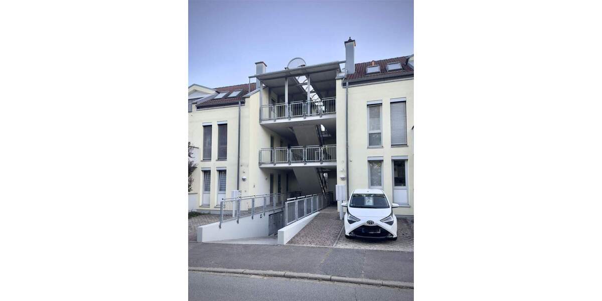 Charmante 1,5-Zimmer-Wohnung in Architektenhaus in zentraler Lage von Wiesloch 1 zimmer