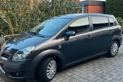 Toyota Corolla Verso 285.000 km 2.600 &euro; Oppenwehe 32351