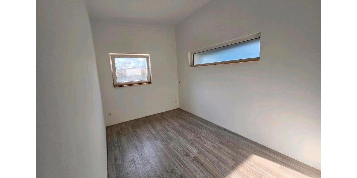 Erdgeschoßwohnung Wathlingen - 4 Zimmer, 111 m&sup2;, 274.999&euro; | Angebot:26957869