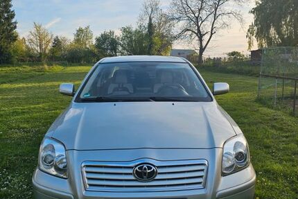 Toyota Avensis 57.000 km 7.000 &euro; Heppenheim 64646