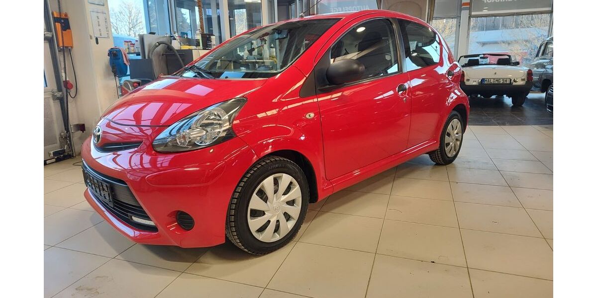 Toyota Aygo (X) 88.000 km 6.200 € Moosthenning 84164